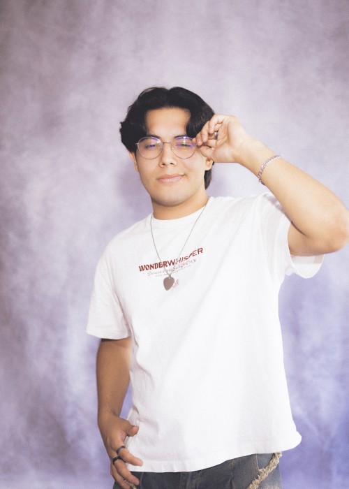 D'Huizar con camiseta blanca